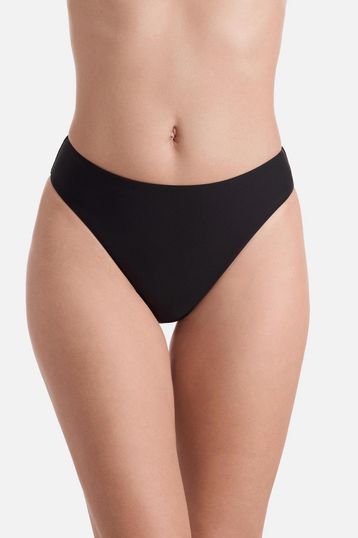 900060147_SoleilSolids_RyannPant_BLK_F